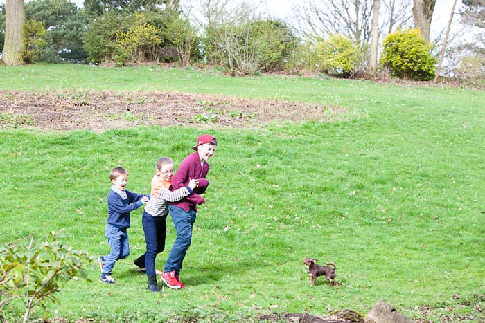 childrens outdoor portraits crewe